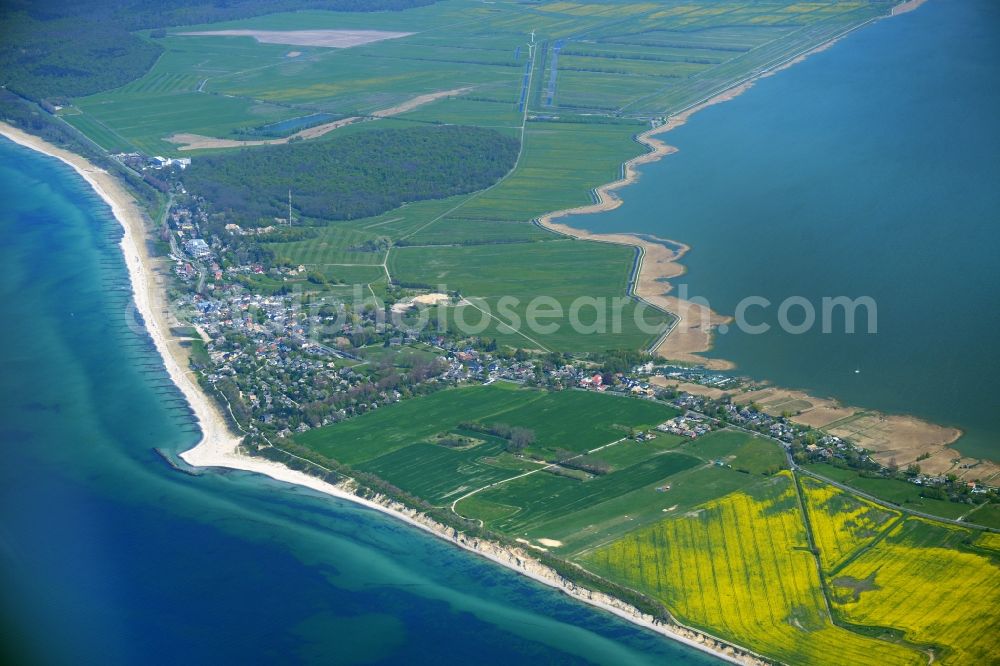 Aerial image Ahrenshoop - Water surface at the seaside Baltic Sea in the district Althagen in Ahrenshoop in the state Mecklenburg - Western Pomerania