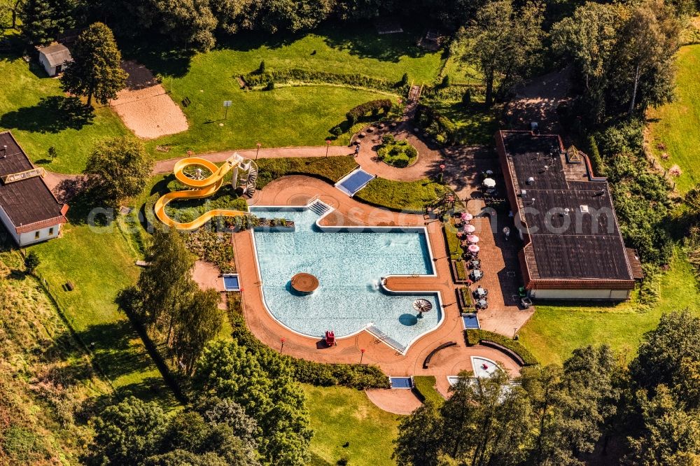 Aerial image Rathewalde - Waterslide on Swimming pool of the swimming pool Rathewalde in Rathewalde in the state Saxony