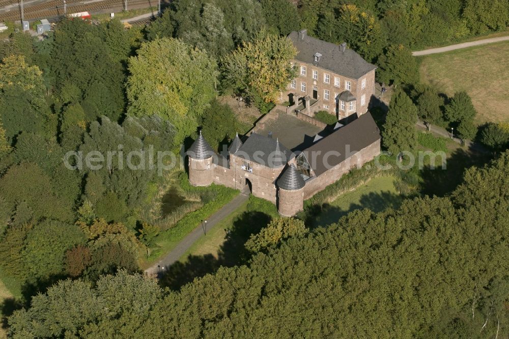 Aerial image Oberhausen - View of the Castle Vondern in the Municipality of Osterfeld Oberhausen. It was first mentioned the 13th Century, and is now used by the city of Oberhausen for concerts and weddings