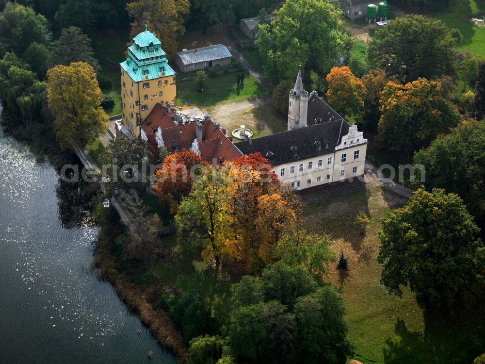 Groß Leuthen from above - Water Castle Groß Leuthen in Brandenburg