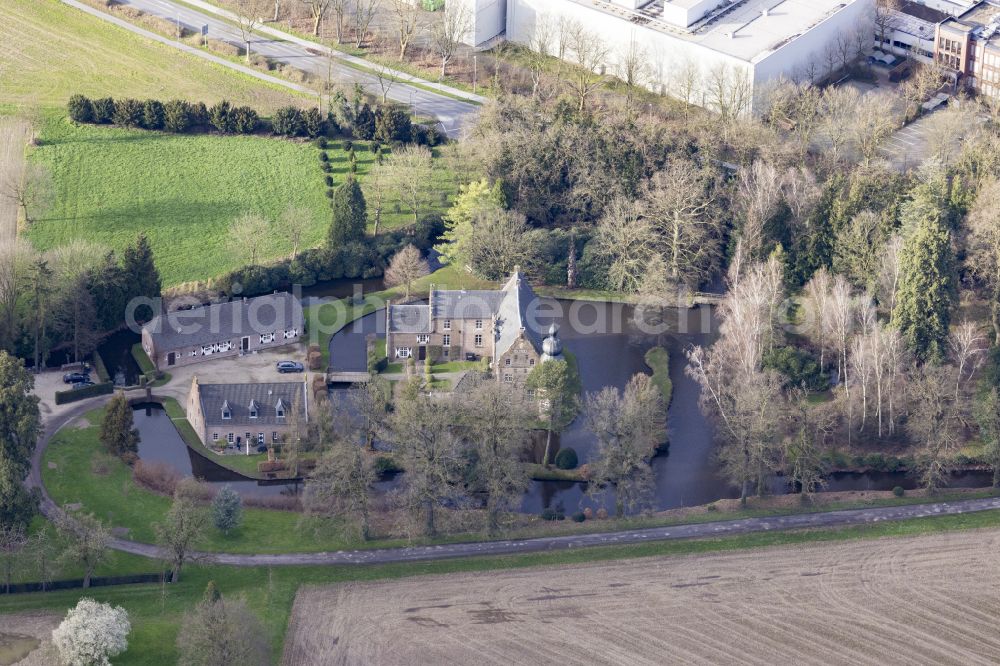 Straelen from above - Haus Coull, former manor house in Straelen in the state of North Rhine-Westphalia, Germany