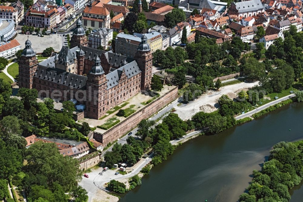 Aerial image Aschaffenburg - Building and castle park systems of water castle Johannisburg in Aschaffenburg in the state Bavaria