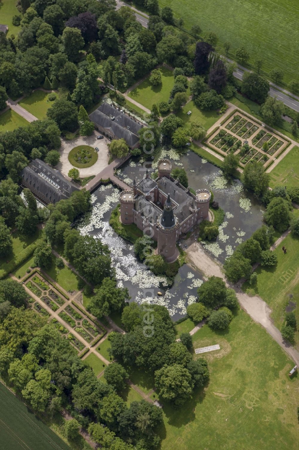 Bedburg-Hau from the bird's eye view: 06/09/2012 Bedburg-Hau View of the water tower Moyland in the state of North Rhine-Westphalia. The neo-Gothic monument is home to a museum's extensive collection of modern art of the brothers van der Grinten and is a popular destination on the Lower Rhine