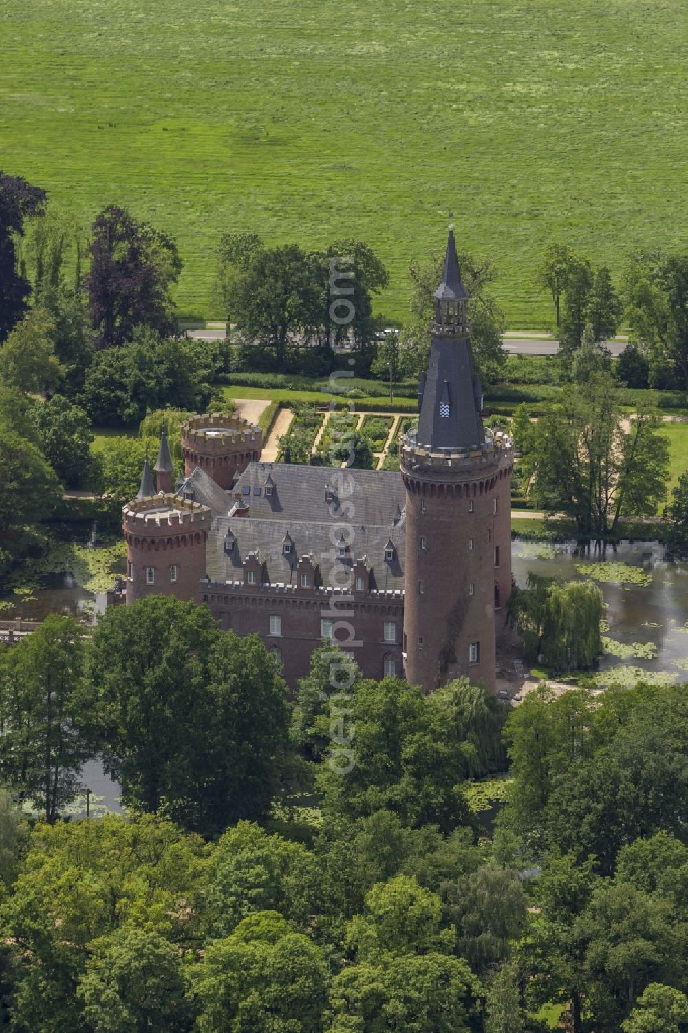 Aerial image Bedburg-Hau - 06/09/2012 Bedburg-Hau View of the water tower Moyland in the state of North Rhine-Westphalia. The neo-Gothic monument is home to a museum's extensive collection of modern art of the brothers van der Grinten and is a popular destination on the Lower Rhine