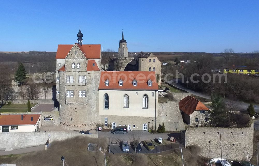 Aerial image Seeburg - Building and castle park systems of water castle on Vietzbach in Seeburg in the state Saxony-Anhalt, Germany