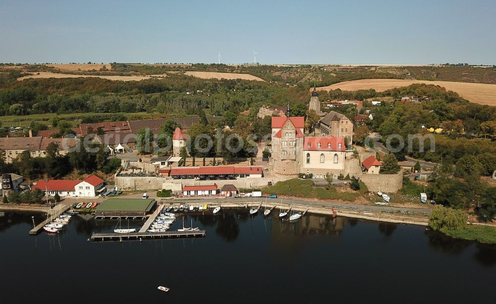 Seegebiet Mansfelder Land from the bird's eye view: Building and castle park systems of water castle on Vietzbach in Seeburg in the state Saxony-Anhalt, Germany