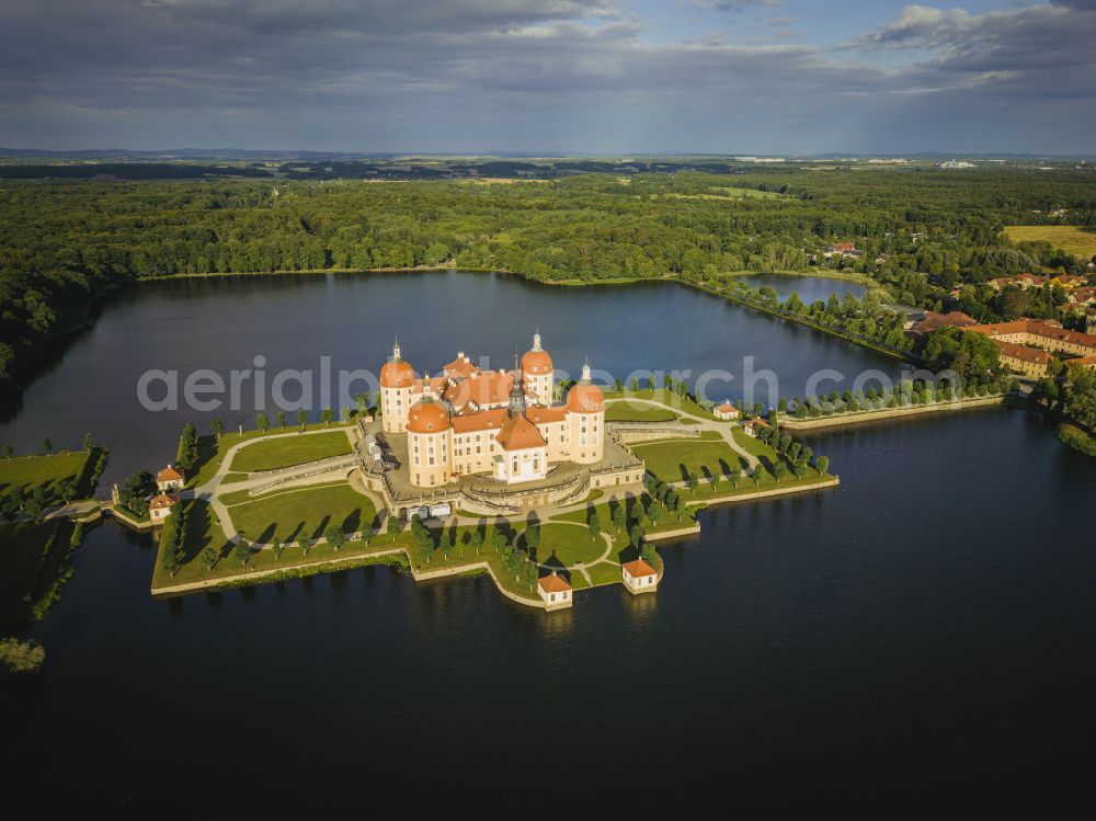 Aerial image Moritzburg - Hunting and moated castle and castle park in the castle pond in Moritzburg in the federal state of Saxony, Germany