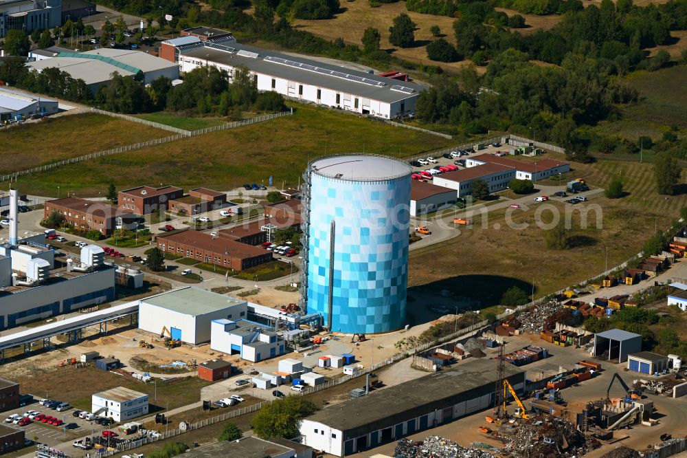 Rostock from the bird's eye view: Water storage as heat storage in the district of Schmarl in Rostock on the Baltic Sea coast in the state of Mecklenburg-West Pomerania, Germany