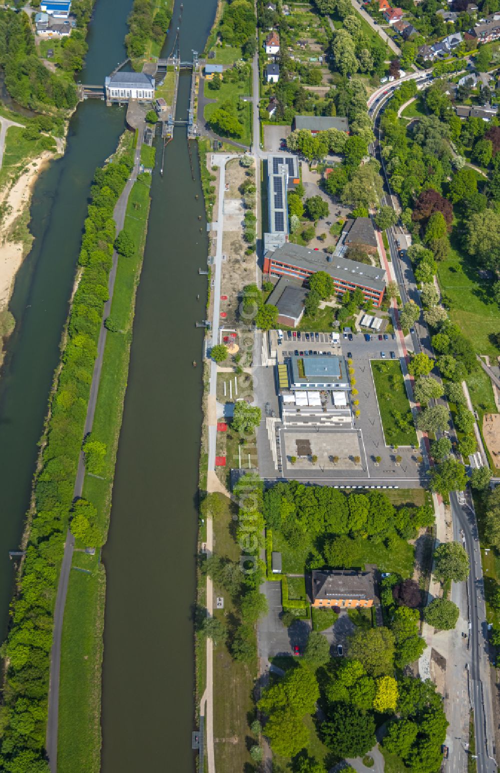 Hamm from the bird's eye view: water sports center on Adenauerallee in Hamm at Ruhrgebiet in the state North Rhine-Westphalia, Germany