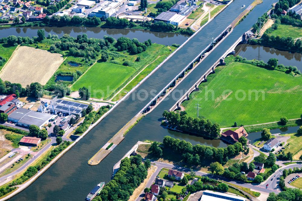 Aerial photograph Minden - Waterway crossing the Weser to the Mittelland Canal in Minden in North Rhine-Westphalia