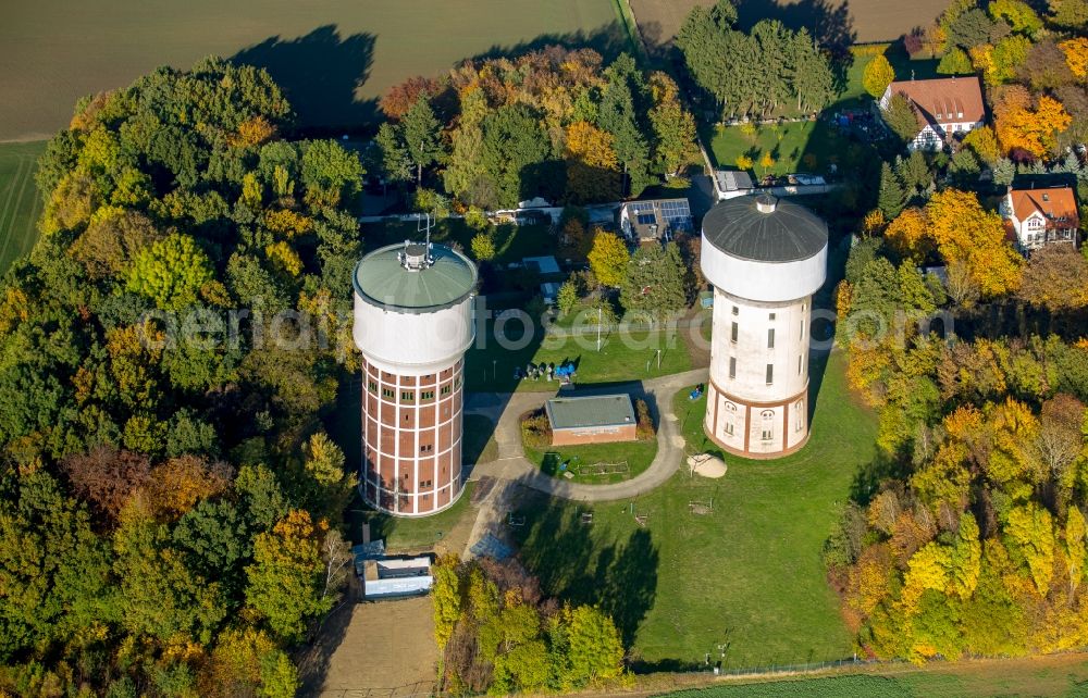 Aerial photograph Hamm - View of the water towers on the Hellweg in the district of Berge in Hamm in the state of North Rhine-Westphalia