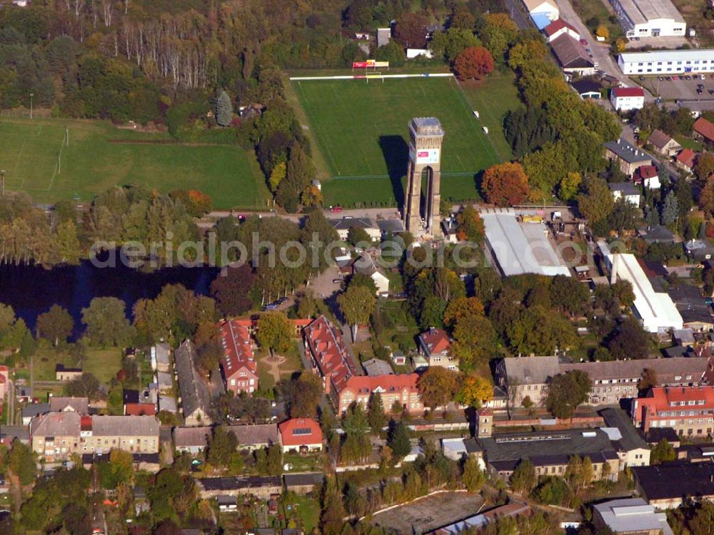 Eberswalde - Finow from above - Wasserturm an der Messingwerksiedlung (UNESCO-Denkmalsliste) in Eberswalde - Finow (Brandenburg). Bauordnungsamt, Untere Denkmalschutzbehörde, Heegermühler Str. 75, 16225 Eberswalde, Tel: 03334/214385, Fax: 03334/214379, E-Mail: martina.Kohl@barnim.de