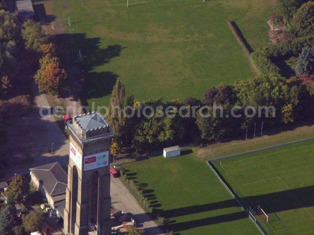 Eberswalde - Finow from above - Wasserturm an der Messingwerksiedlung (UNESCO-Denkmalsliste) in Eberswalde - Finow (Brandenburg). Bauordnungsamt, Untere Denkmalschutzbehörde, Heegermühler Str. 75, 16225 Eberswalde, Tel: 03334/214385, Fax: 03334/214379, E-Mail: martina.Kohl@barnim.de