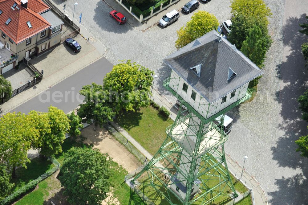 Groitzsch from the bird's eye view: Der um 1900 errichtete Wasserturm ist ein 45 Meter hohes Stahlskelettbauwerk, welches bis heute in Nutzung ist und als Wahrzeichen der Stadt Groitzsch in der Nähe von Leipzig, Sachsen gilt. The Water tower, a 45 metres high steel frame construction which was raised around 1900, is still in use and regarded as landmark of town Groitzsch near Leipzig in Saxony.