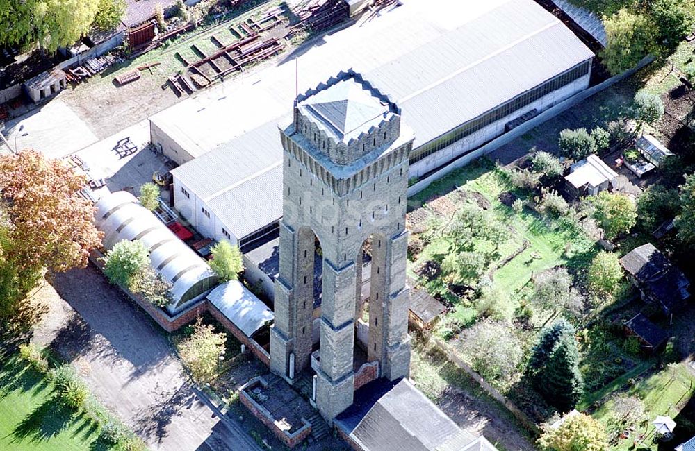 Eberswalde / Brandenburg from above - Wasserturm an der Messingwerksiedlung (UNESCO-Denkmalsliste) in Eberswalde - Finow (Brandenburg). Bauordnungsamt Untere Denkmalschutzbehörde Heegermühler Str. 75 16225 Eberswalde Tel: 03334/214385 Fax: 03334/214379 E-Mail: martina.Kohl@barnim.de