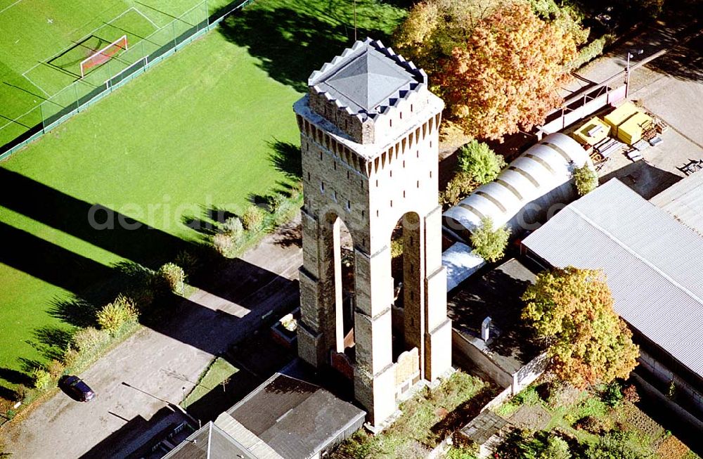 Aerial photograph Eberswalde / Brandenburg - Wasserturm an der Messingwerksiedlung (UNESCO-Denkmalsliste) in Eberswalde - Finow (Brandenburg). Bauordnungsamt Untere Denkmalschutzbehörde Heegermühler Str. 75 16225 Eberswalde Tel: 03334/214385 Fax: 03334/214379 E-Mail: martina.Kohl@barnim.de