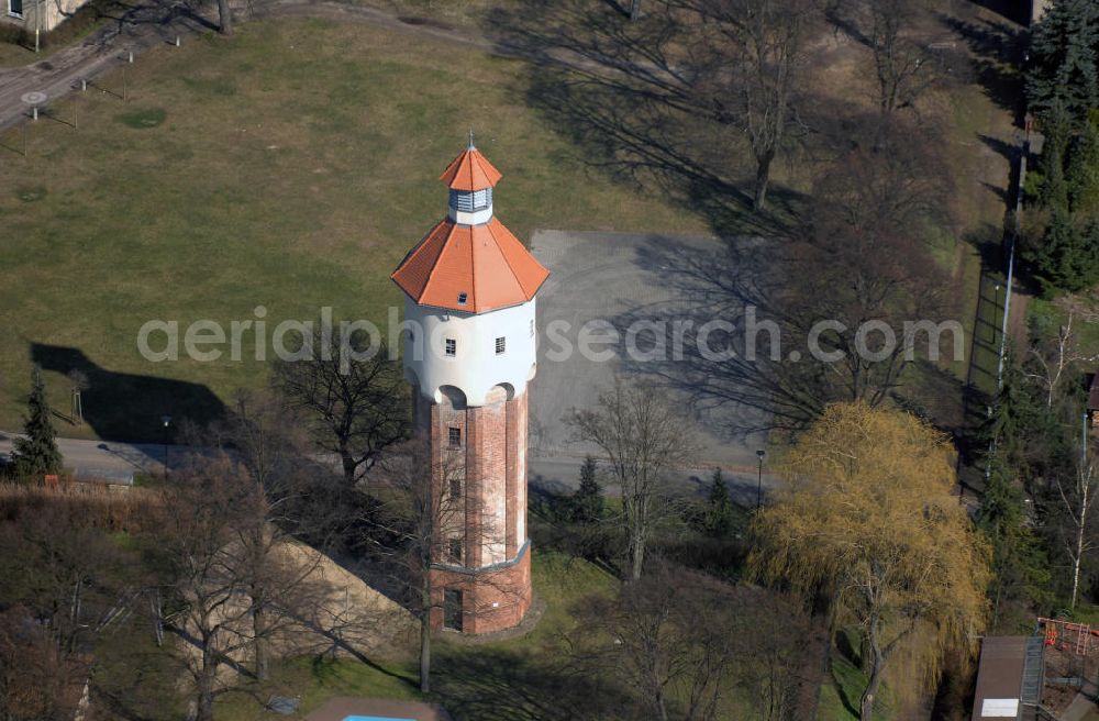 Aerial image Niemegk - Blick auf den als Baudenkmal eingetragenen Wasserturm. Kontakt: Amt Niemegk, Großstr. 6, 14823 Niemegk, Tel. +49(0)33843 6270, Fax +49(0)33843 51529