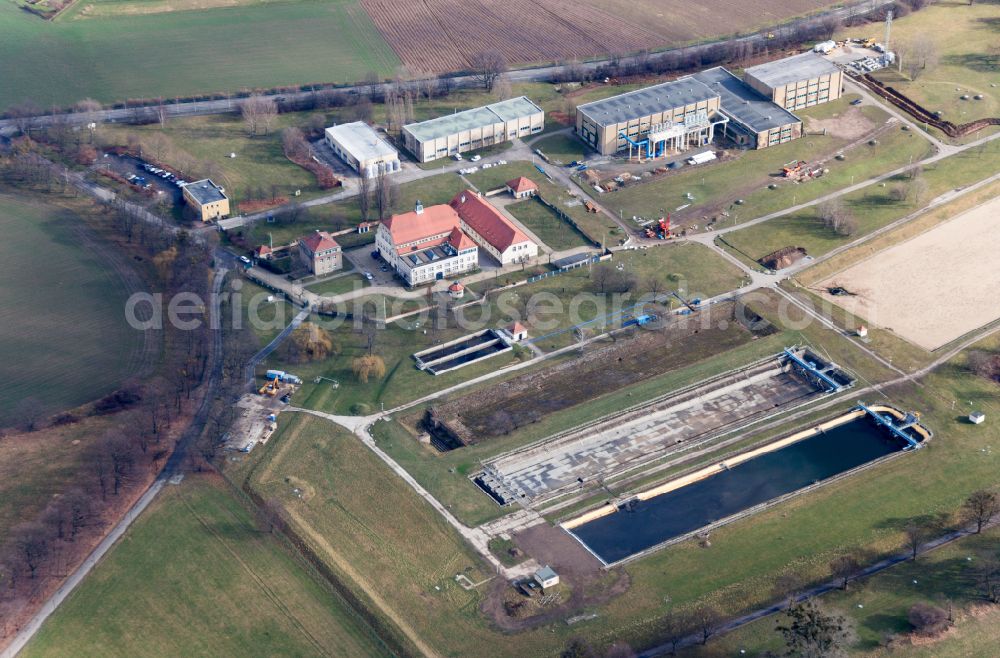 Dresden from above - Waterworks for drinking water treatment DVGW Technologiezentrum Wasser (TZW) on street Wasserwerkstrasse in the district Hosterwitz in Dresden in the state Saxony, Germany