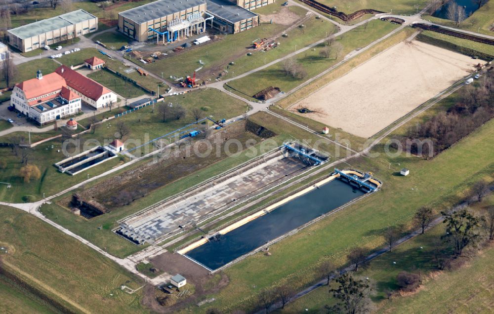 Dresden from the bird's eye view: Waterworks for drinking water treatment DVGW Technologiezentrum Wasser (TZW) on street Wasserwerkstrasse in the district Hosterwitz in Dresden in the state Saxony, Germany