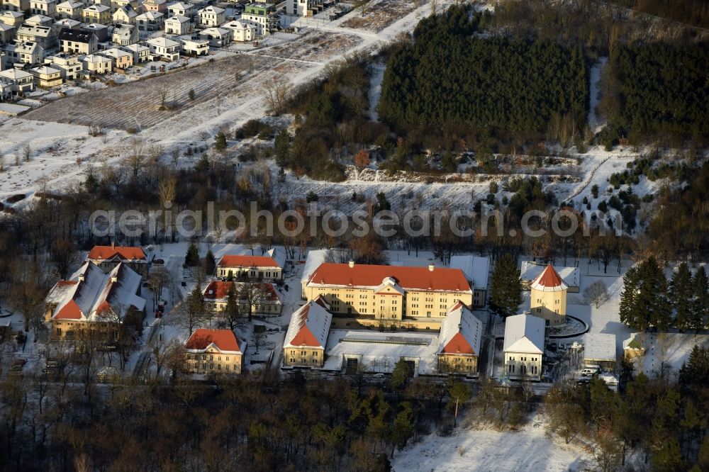 Aerial photograph Berlin - Waterworks - ground storage facility in the district Wuhlheide in Berlin