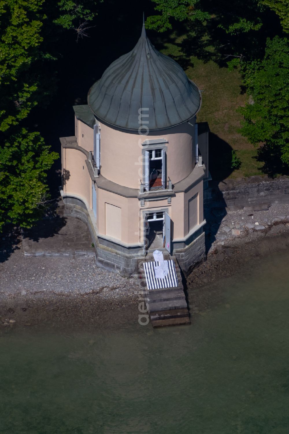 Immenstaad am Bodensee from the bird's eye view: Waterworks for drinking water treatment in Immenstaad am Bodensee at Bodensee in the state Baden-Wuerttemberg, Germany