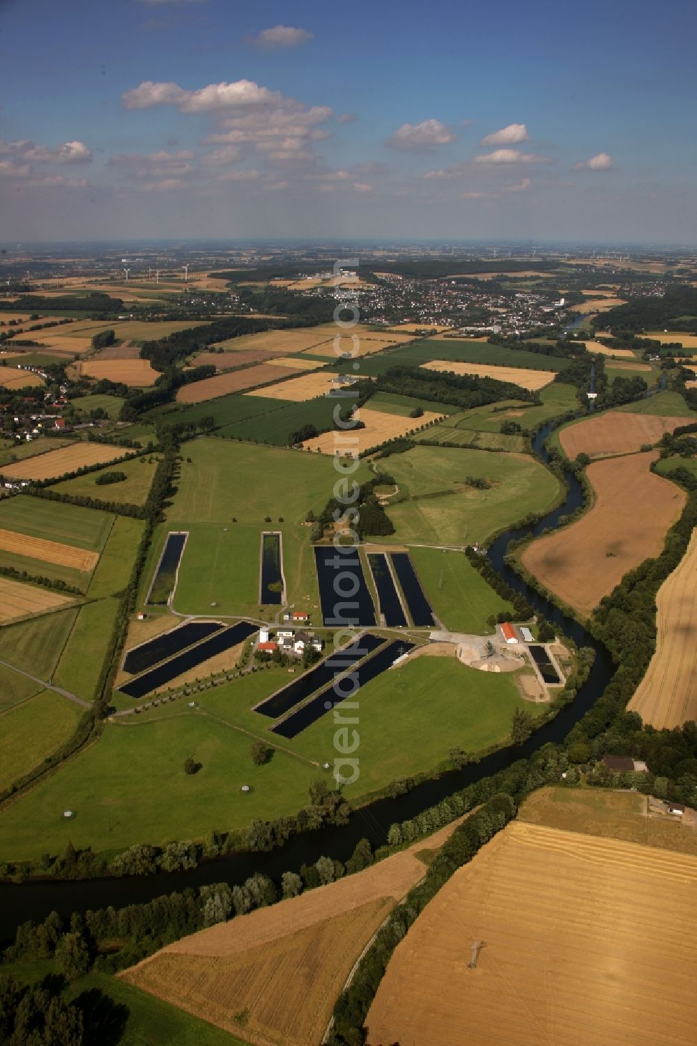 Fröndenberg / Ruhr from the bird's eye view: Waterworks Stadtwerke Hamm GmbH in Fröndenberg / Ruhr in North Rhine-Westphalia