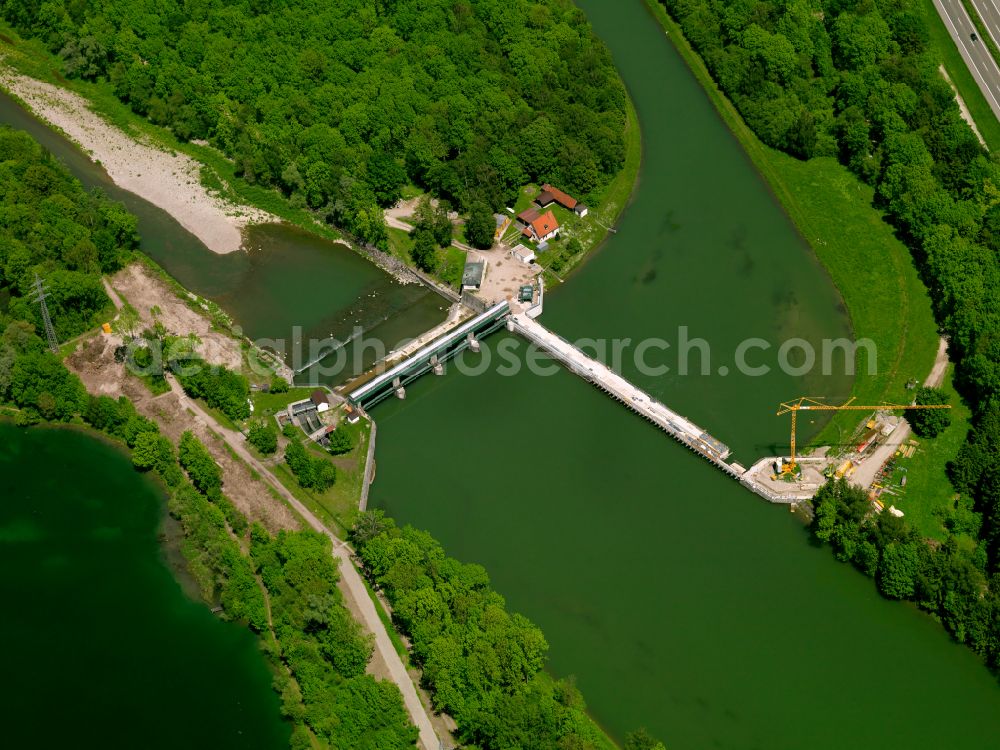 Aerial photograph Altenstadt - Structure and dams of the waterworks and hydroelectric power plant on Iller in Altenstadt in the state Bavaria, Germany