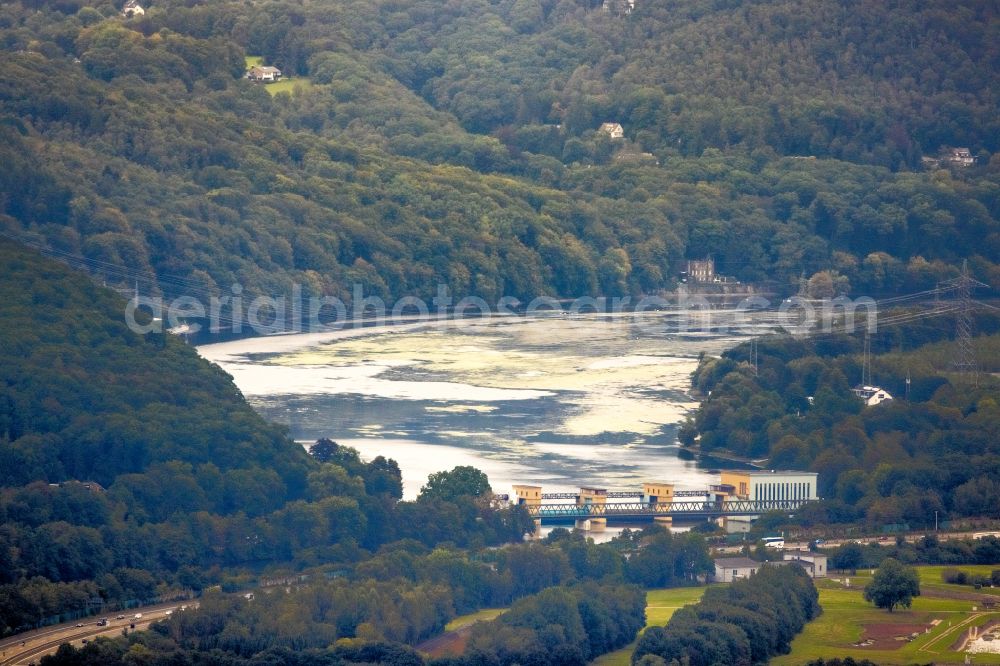 Hagen from the bird's eye view: Structure and dams of the waterworks and hydroelectric power plant Laufwasserkraftwerk Hengstey along course of the Ruhr in the district Hengstey in Hagen in the state North Rhine-Westphalia, Germany