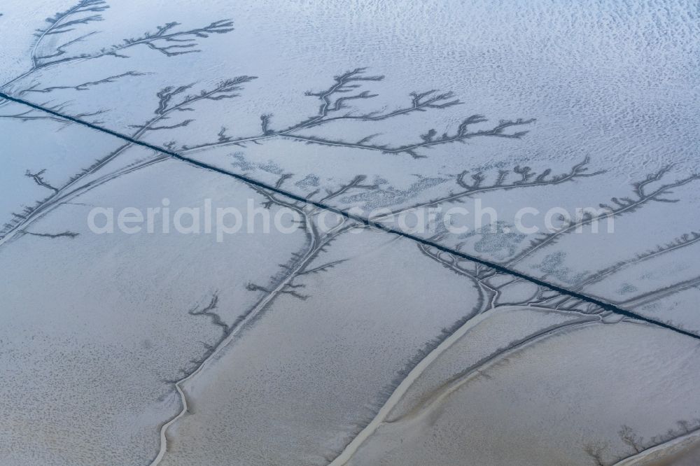 Aerial image Bunde - Formation of tidal creeks on the bank areas with mud flats along the river of Ems in Bunde in the state Lower Saxony, Germany