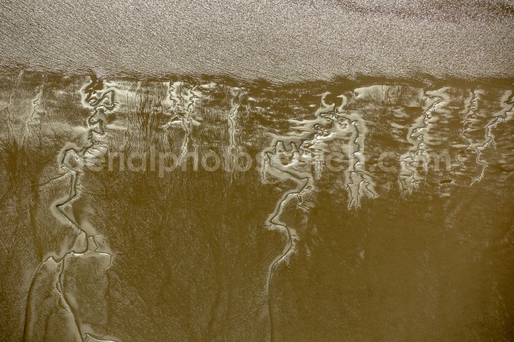 Aerial photograph Wedel - Wadden Sea - like sand nourishments on the banks of the Elbe near Wedel in Schleswig-Holstein