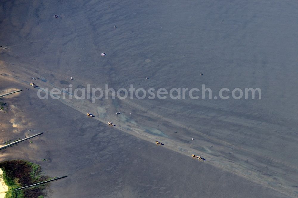 Cuxhaven from the bird's eye view: Wadden Sea of North Sea Coast near Cuxhaven in the state Lower Saxony