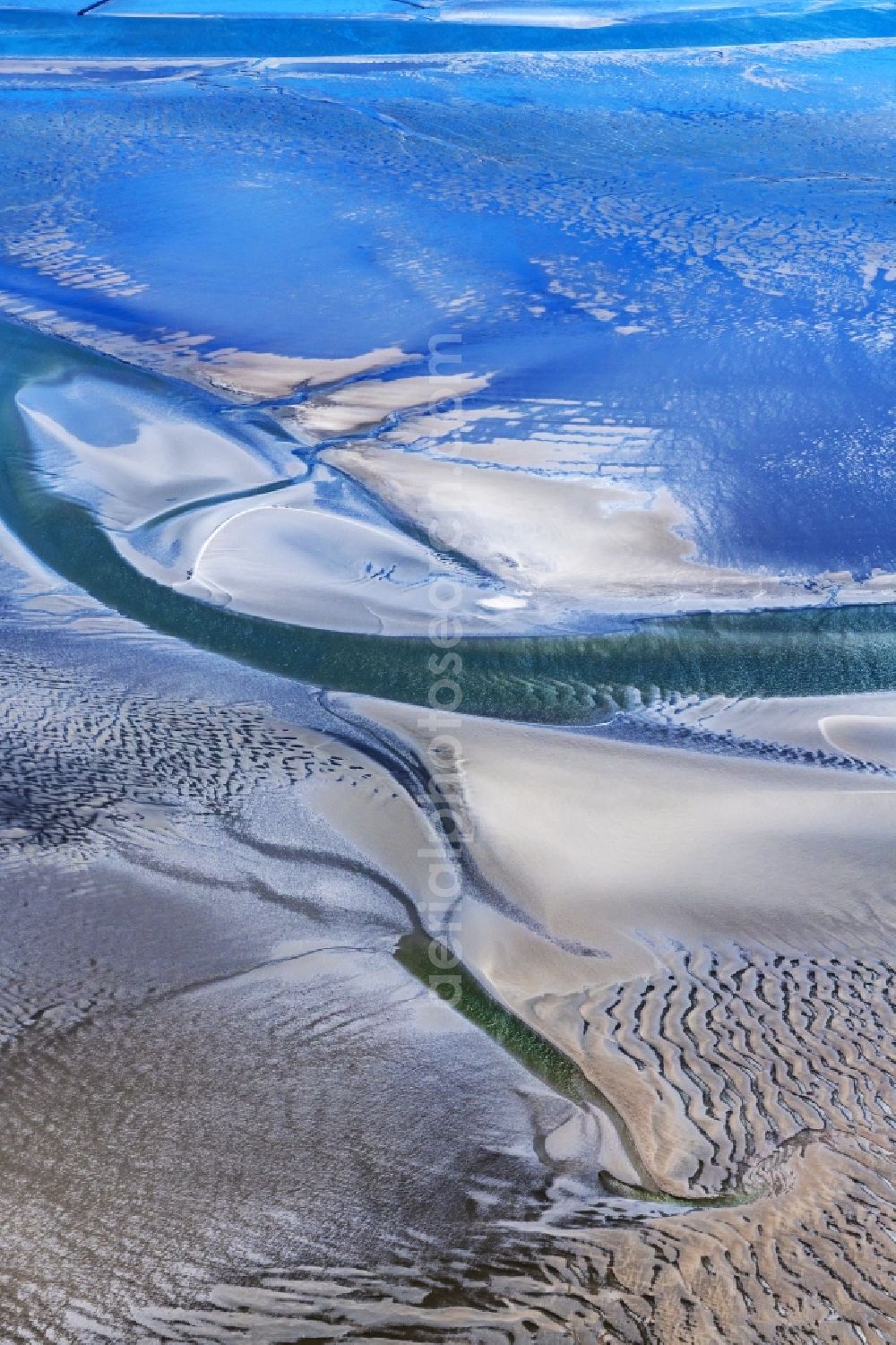 Cuxhaven from the bird's eye view: Wadden Sea of North Sea Coast near Cuxhaven in the state Lower Saxony