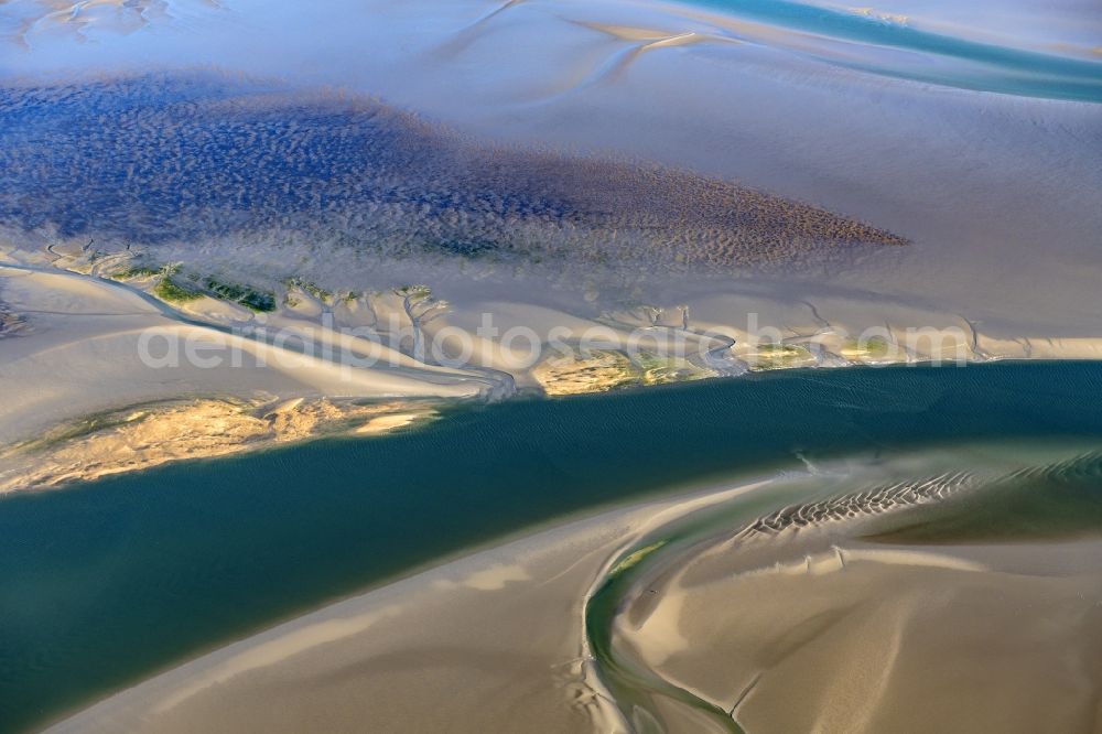 Cuxhaven from the bird's eye view: Wadden Sea of North Sea Coast near Cuxhaven in the state Lower Saxony