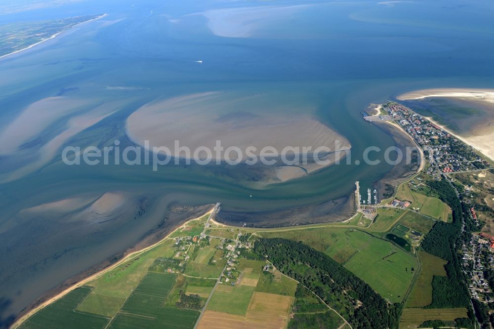 Wittdün auf Amrum from above - Wadden Sea of North Sea Coast in near the North Sea island Amrum in the state Schleswig-Holstein