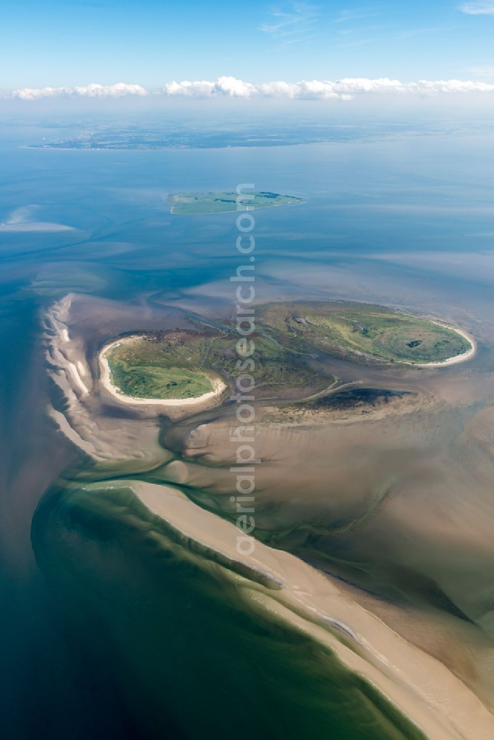 Nigehörn from above - Wadden Sea of North Sea Coast the island in Nigehoern in the state Hamburg