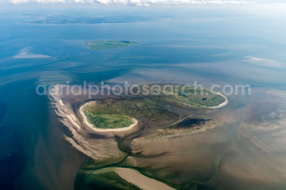 Nigehörn from the bird's eye view: Wadden Sea of North Sea Coast the island in Nigehoern in the state Hamburg