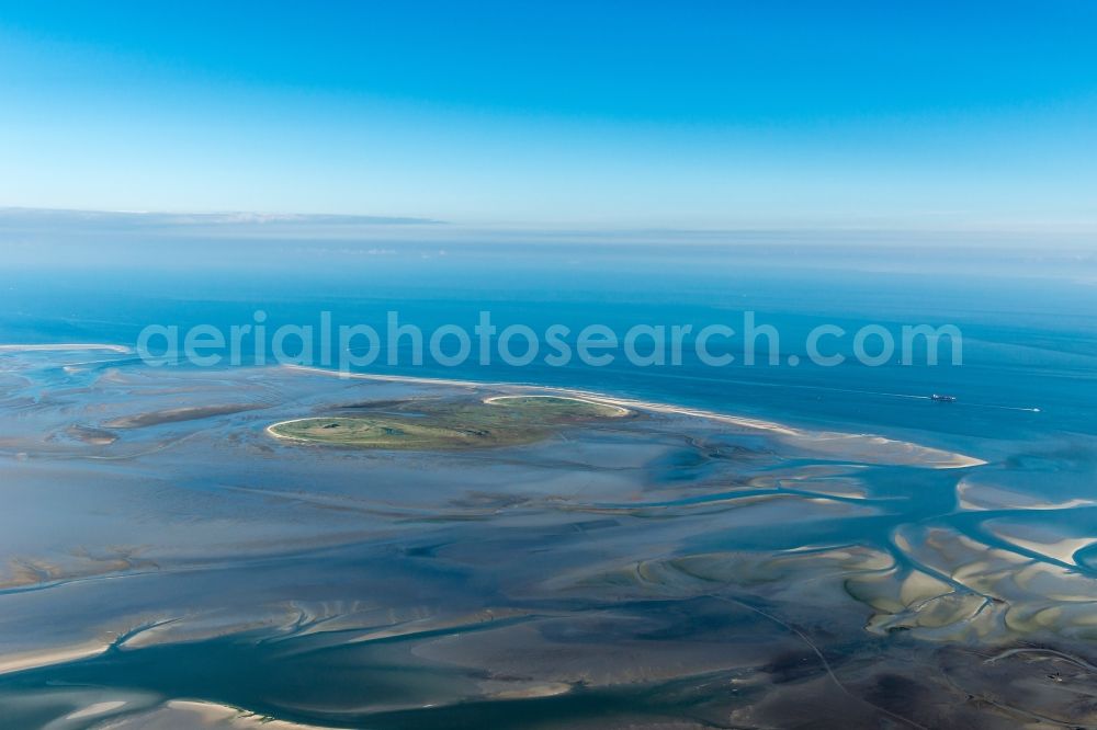 Nigehörn from the bird's eye view: Wadden Sea of North Sea Coast the island in Nigehoern in the state Hamburg