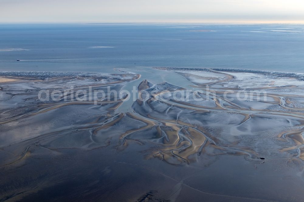 Scharhörn from the bird's eye view: Wadden Sea of a??a??the North Sea coast with the islands Scharhoern and Nigehoern in the state Hamburg, Germany