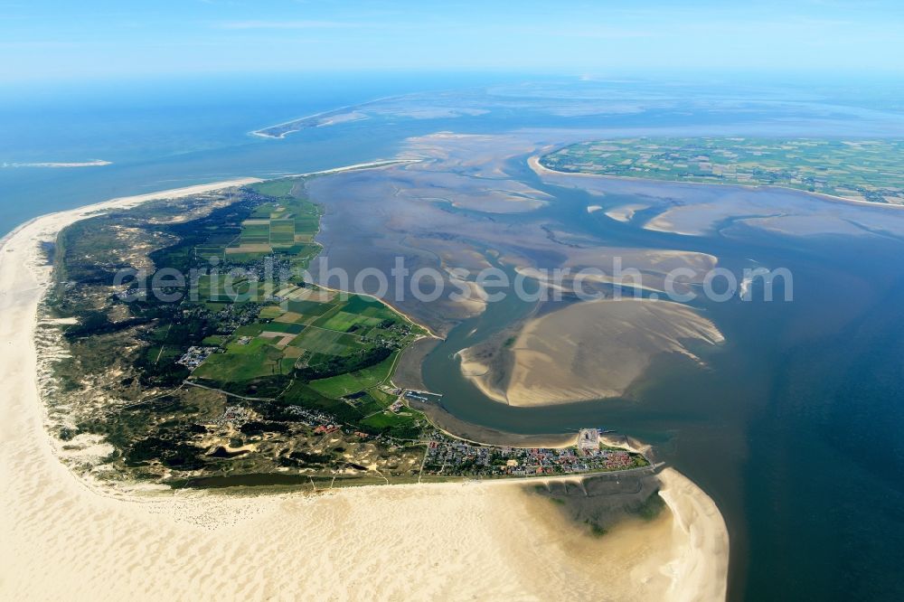 Aerial photograph Nebel - Wadden Sea of North Sea Coast in Nebel near the island Amrum in the state Schleswig-Holstein