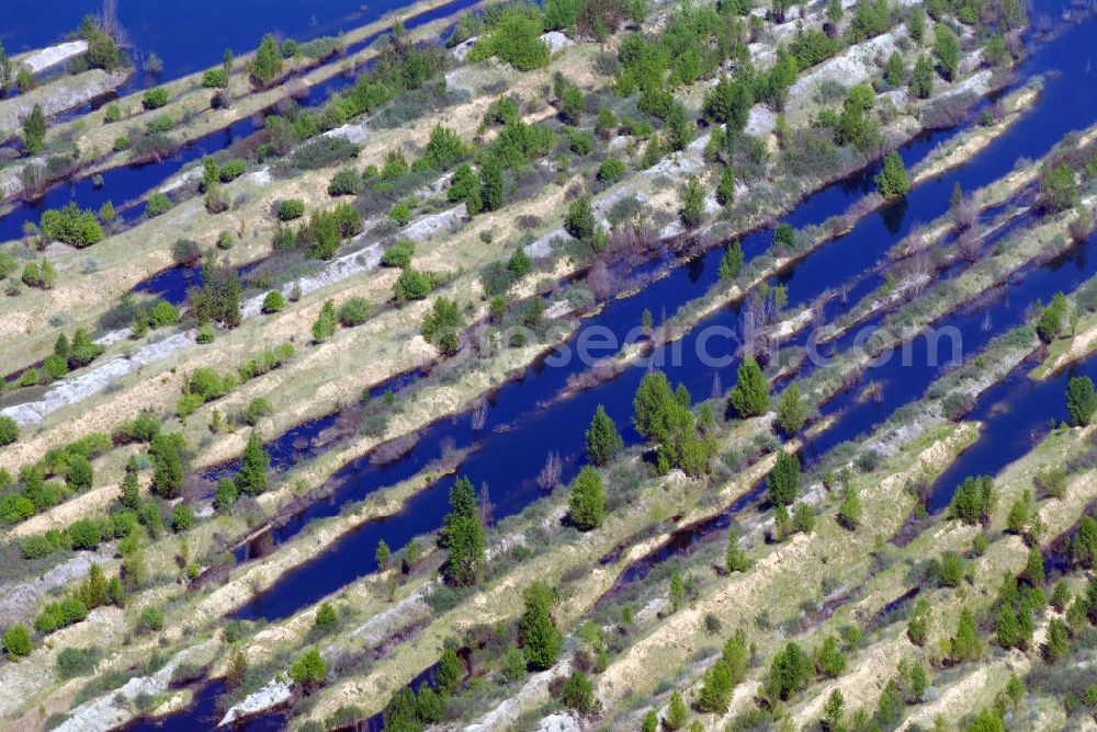 BRODAU from the bird's eye view: Der Werbeliner See ist ein Tagebau-Restsee südwestlich von Delitzsch und nördlich von Leipzig in Sachsen. Er ist aus dem ehemaligen Tagebau Delitzsch-Südwest hervorgegangen.