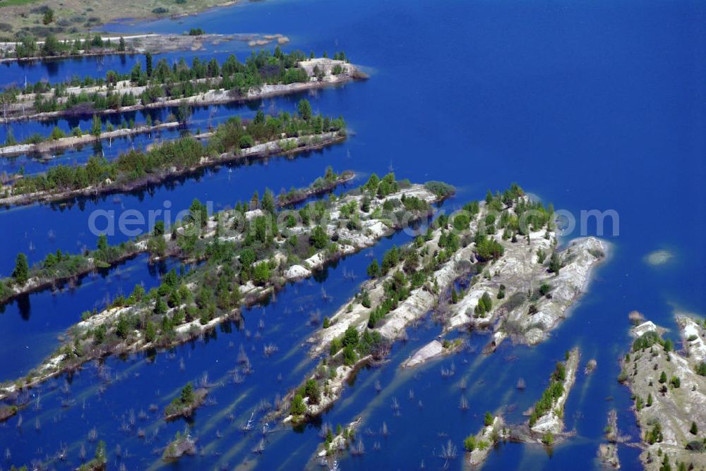 Aerial photograph BRODAU - Der Werbeliner See ist ein Tagebau-Restsee südwestlich von Delitzsch und nördlich von Leipzig in Sachsen. Er ist aus dem ehemaligen Tagebau Delitzsch-Südwest hervorgegangen.