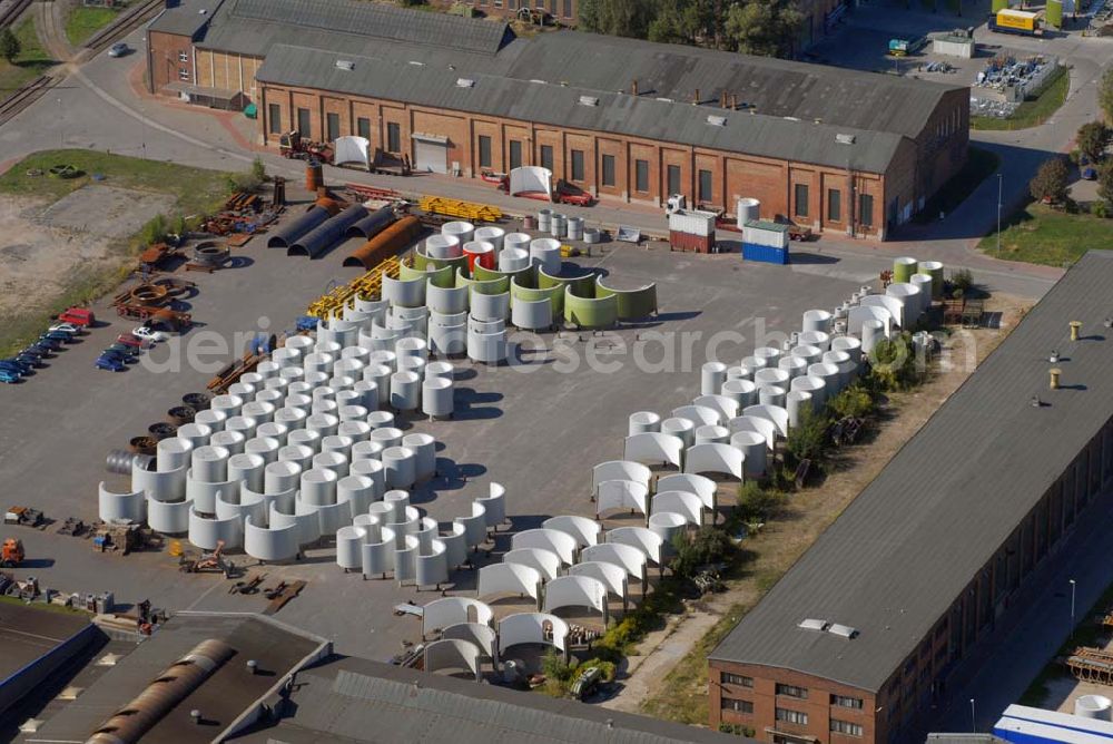 Aerial image Magdeburg - Blick auf die WEC Turmbau GmbH - sie ist eine Tochter der Enercon GmbH und zuständig für die Herstellung der Betontürme für Windkraftanlagen. WEC Turmbau GmbH Alt, Salbke 6-10, 39122 Magdeburg, Sachsen-Anhalt. Tel: 0391/407247-0 - Fax: 0391/4072471.