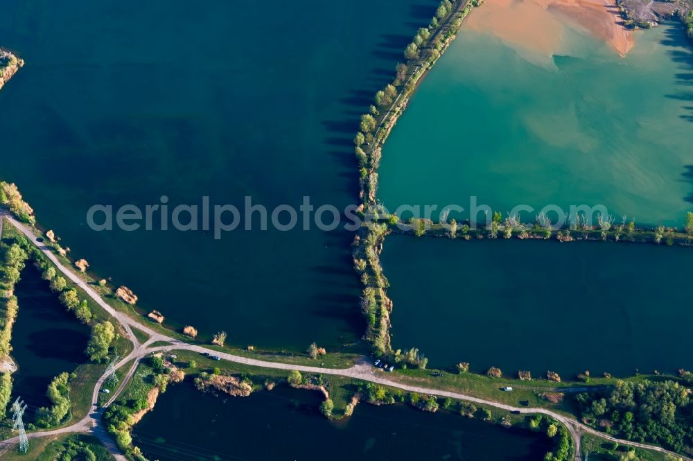 Aerial image Erfurt - Path between two gravel quarry ponds in Erfurt in the state Thuringia, Germany