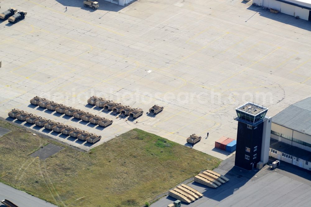 Aerial image Mannheim - Deployment and deployment of tanks and military technology of the US armed forces on the grounds of the former US military airfield - aerodrome Coleman in Mannheim in Baden-Wuerttemberg