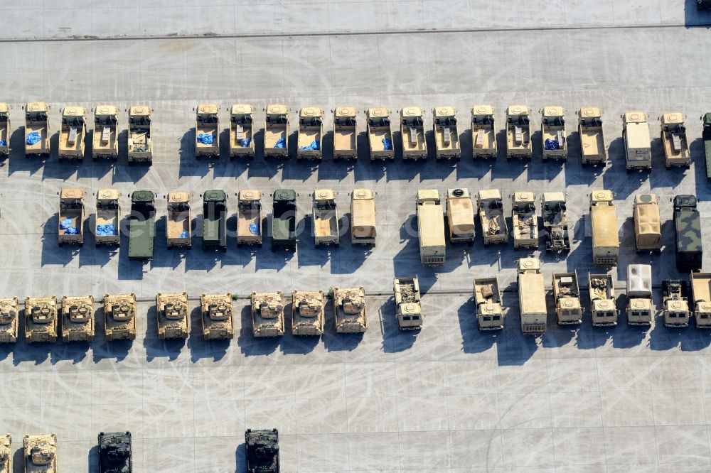 Aerial image Mannheim - Deployment and deployment of tanks and military technology of the US armed forces on the grounds of the former US military airfield - aerodrome Coleman in Mannheim in Baden-Wuerttemberg