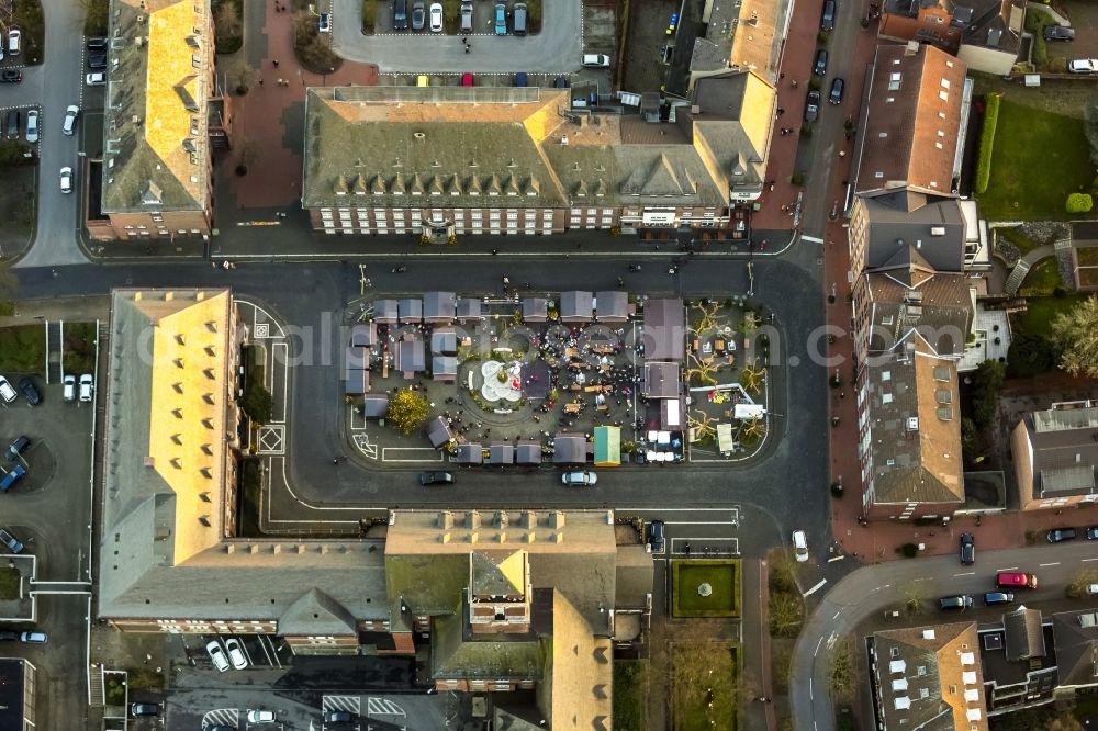 Bottrop from the bird's eye view: Christmas market at the Ernst-Wilczok Square in front of City Hall Bottrop in North Rhine-Westphalia