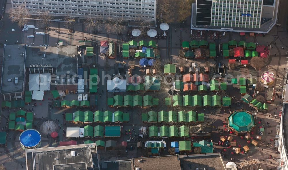 Aerial photograph Essen - View of the Christmas fair in Essen in the state North Rhine-Westphalia