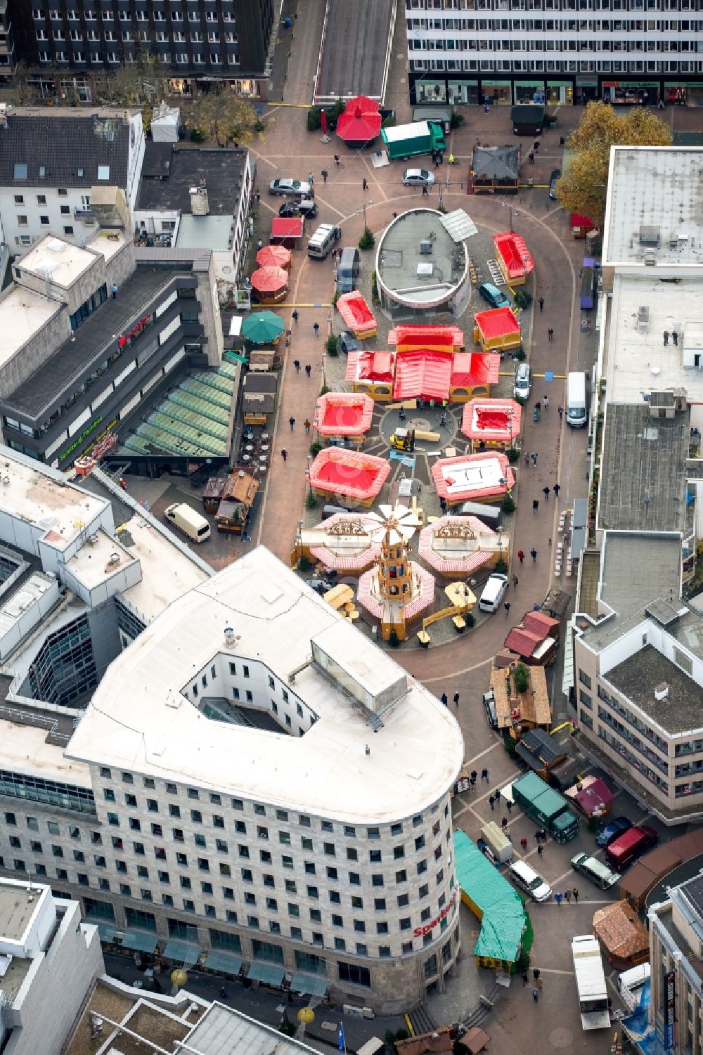 Aerial photograph Bochum - Christmas - event site on Doktor Ruer Platz in Bochum in the state North Rhine-Westphalia