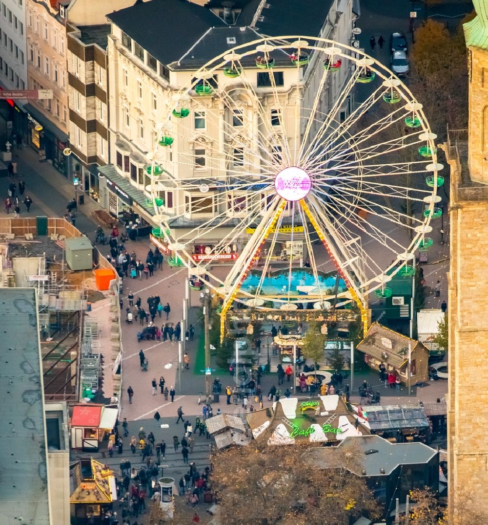 Dortmund from above - Christmassy market event grounds and sale huts and booths Dortmunder Weihnachtsmarkt in Dortmund in the state North Rhine-Westphalia , Germany