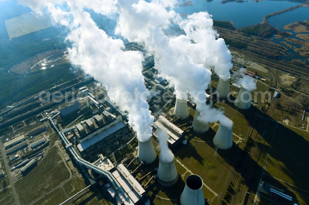 Aerial photograph Teichland - Clouds of exhaust gas in the cooling towers of the power plant Jaenschwalde, a lignite-fired thermal power plant in southeastern Brandenburg. Power plant operator is to Vattenfall Europe belonging Vattenfall Europe Generation AG, which emerged from VEAG